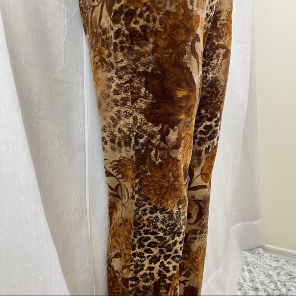 🍂 ✨HOST PICK✨ VTG Velvet Classiques Entier Pants Boot Cut Brown Floral Leopard - Picture 11 of 16